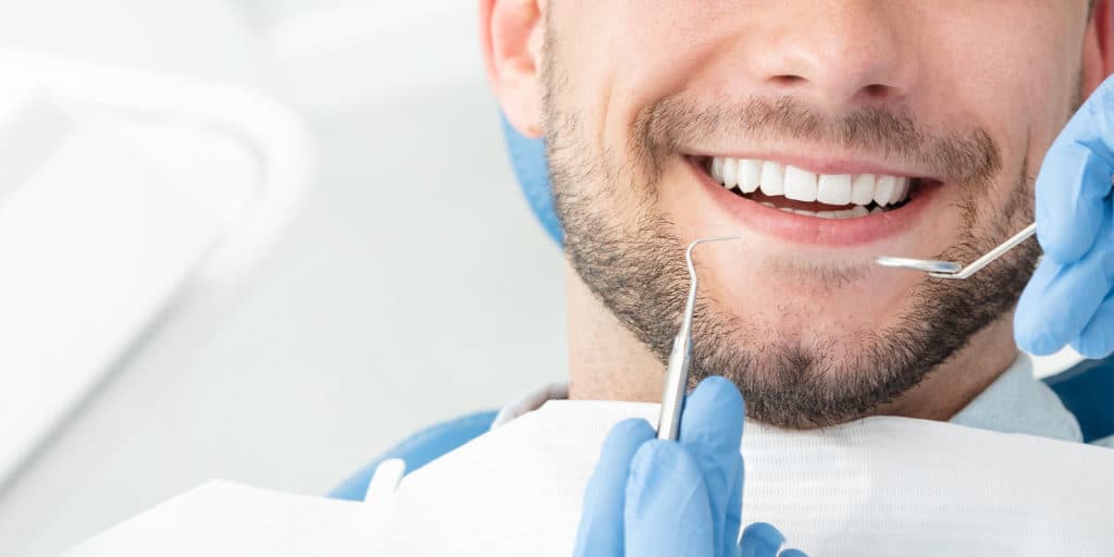 Zahnarzt Zürich: Ihr Weg zu einem strahlenden Lächeln bei Smile Again