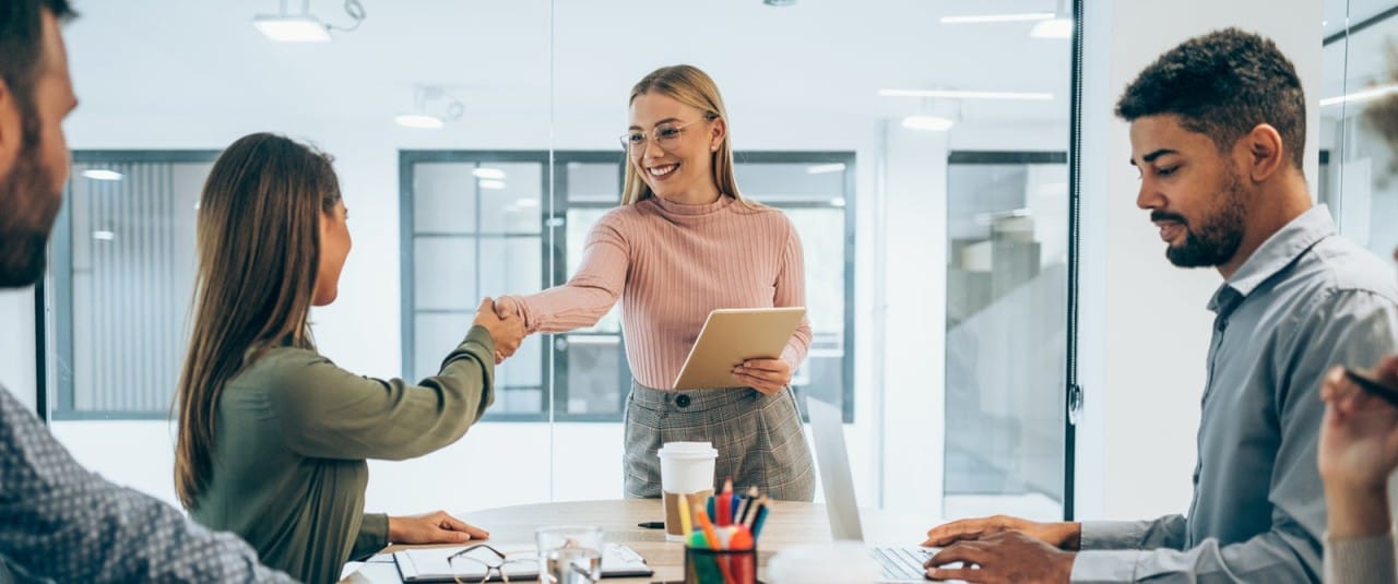 Headhunter IT: Wie Unternehmen IT-Experten langfristig binden