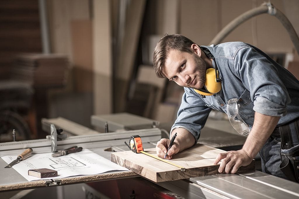 Handwerker in der Nähe: Alles Was Sie Vor Der Beauftragung Wissen Müssen
