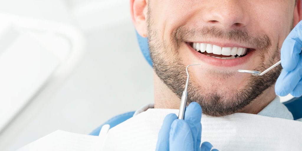 Zahnarzt Zürich: Ihr Weg zu einem strahlenden Lächeln bei Smile Again